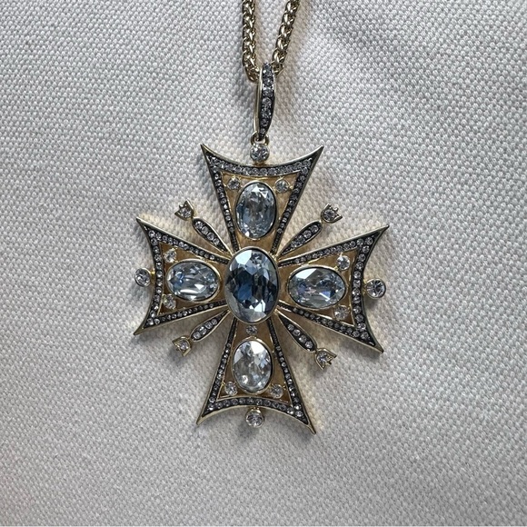 Crystal Cross Baroque Style Statement Multi Stone Embellishment by Akkad Jewelry - Picture 8 of 13